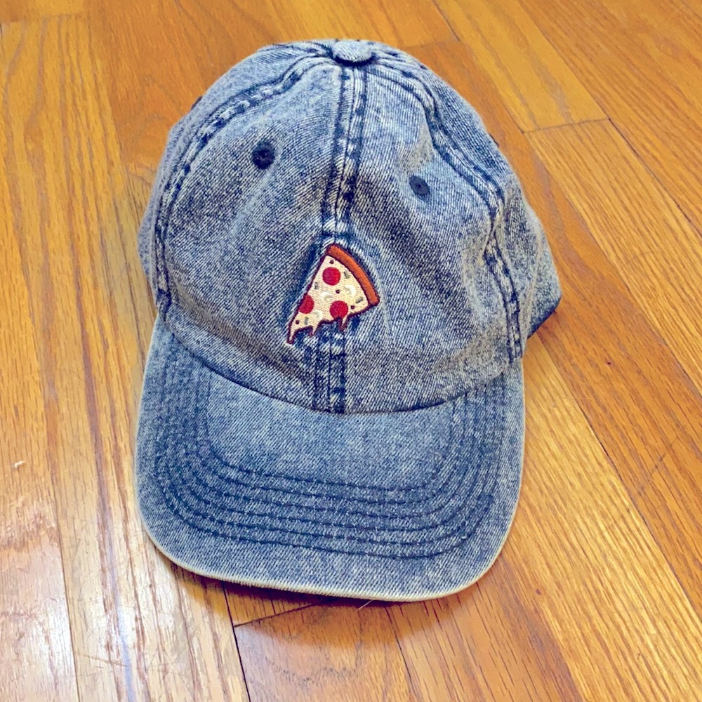 Pizza hat Jean material